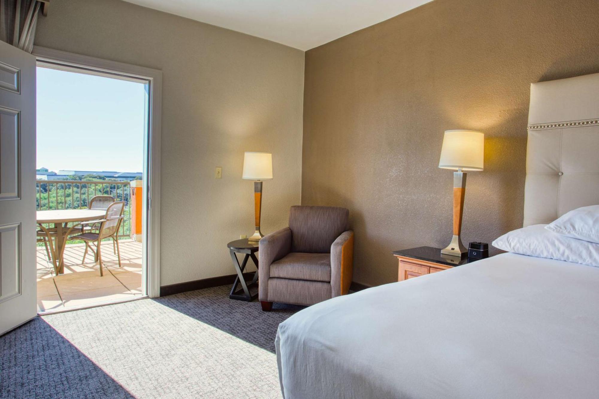 Drury Inn & Suites San Antonio Near La Cantera Extérieur photo